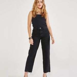 Ética Tyler Straight Leg Jeans in Black Rock